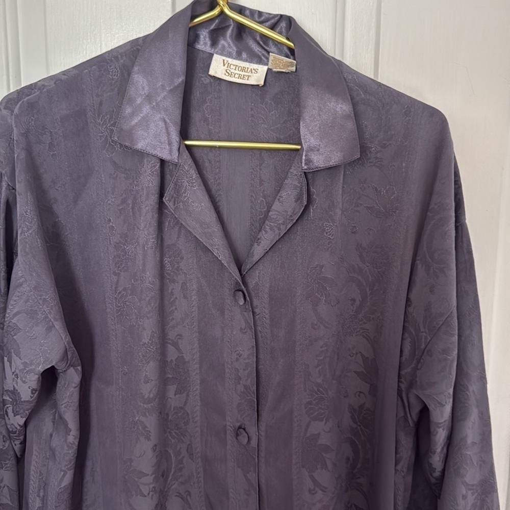 Vintage Victoria's Secret Gold Label Dark Gray Sleep Shirt with Covered Buttons - Picture 2 of 8